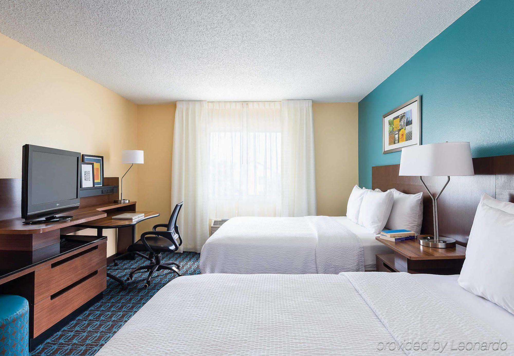 Fairfield Inn & Suites Dallas Park Central Εξωτερικό φωτογραφία